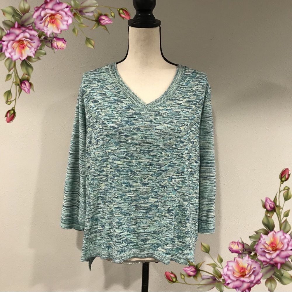 ‎V-neck sweater